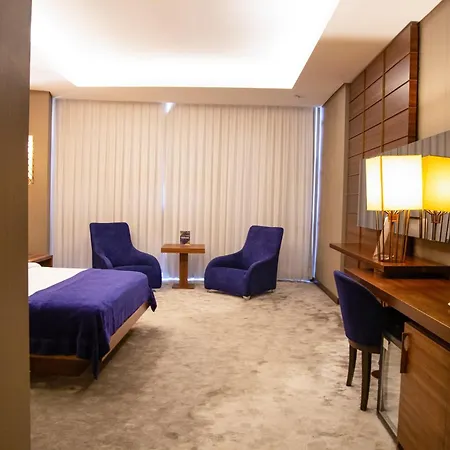 Gold Majesty Otel 5*