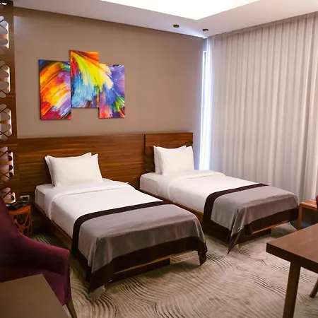 Ξενοδοχείο Gold Majesty 5*