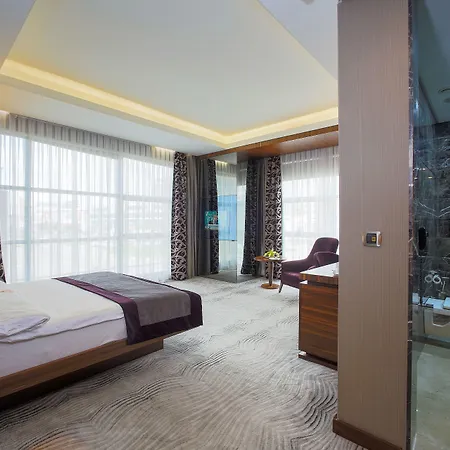Gold Majesty Otel