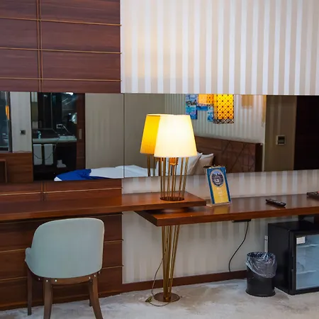Gold Majesty Otel