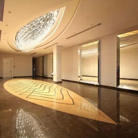 Gold Majesty Hotel 4*