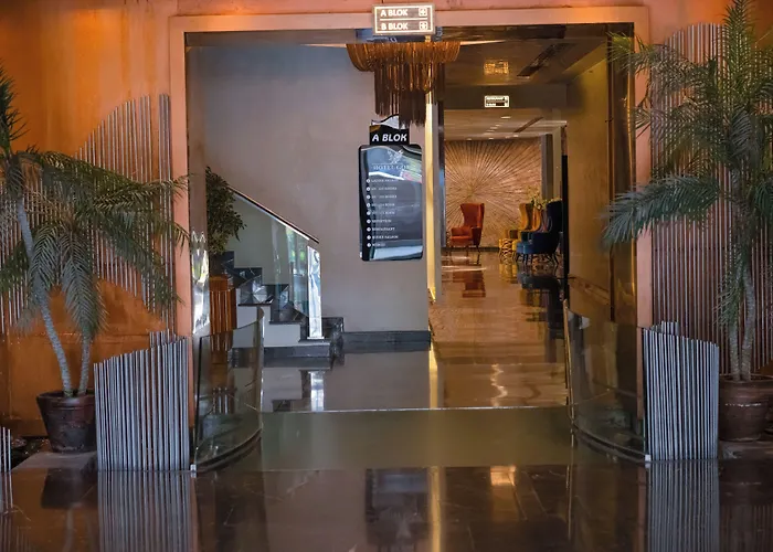 Ξενοδοχείο Gold Majesty